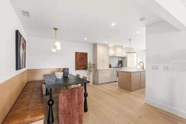 3740 Grecourt Way, Carlsbad, CA 92008