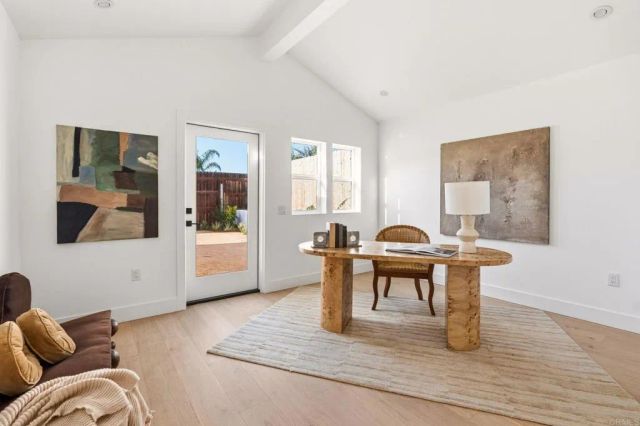 3740 Grecourt Way, Carlsbad, CA 92008