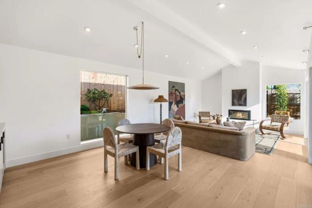 3740 Grecourt Way, Carlsbad, CA 92008