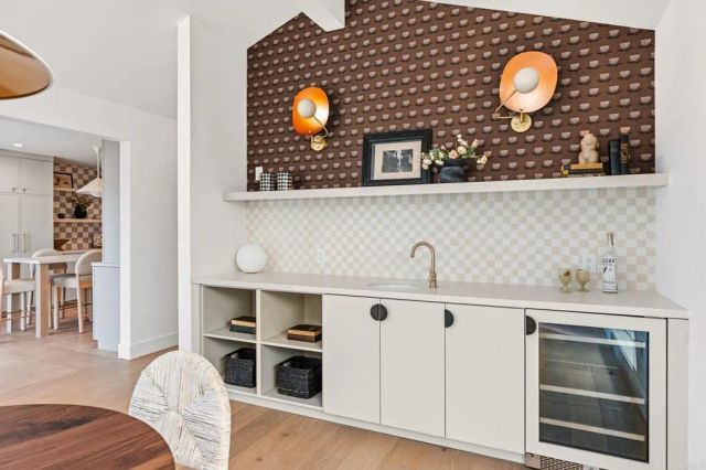 3740 Grecourt Way, Carlsbad, CA 92008