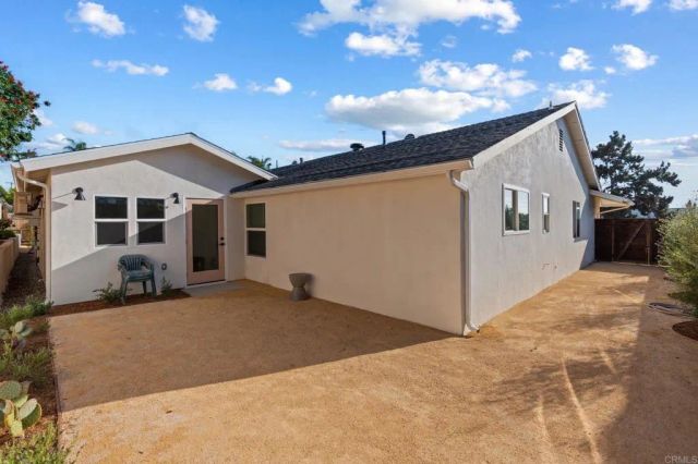 3740 Grecourt Way, Carlsbad, CA 92008