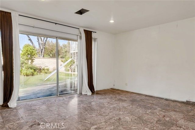 12603 Oakthorn, La Mirada, CA 90638