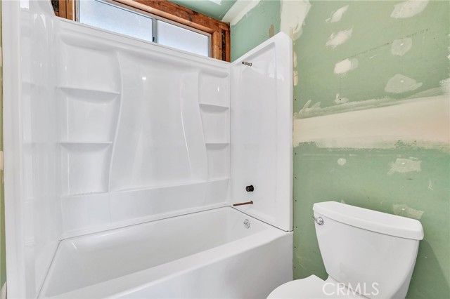 12603 Oakthorn, La Mirada, CA 90638