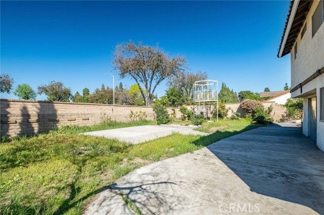 12603 Oakthorn, La Mirada, CA 90638