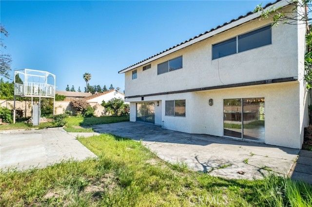 12603 Oakthorn, La Mirada, CA 90638