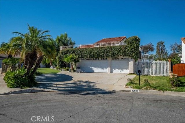 12603 Oakthorn, La Mirada, CA 90638