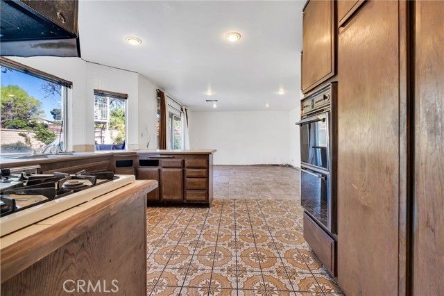 12603 Oakthorn, La Mirada, CA 90638