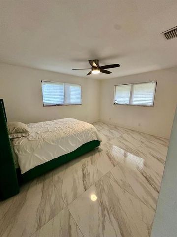 4190 SW 4th Street, Plantation, FL 33317