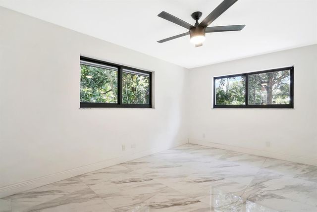 4190 SW 4th Street, Plantation, FL 33317