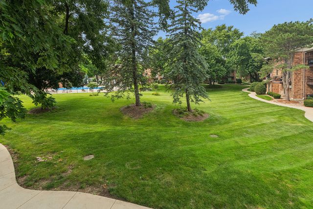 5330 Waterbury Drive 1603, Crestwood, IL 60418