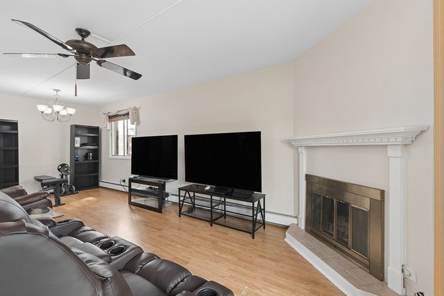 5330 Waterbury Drive 1603, Crestwood, IL 60418