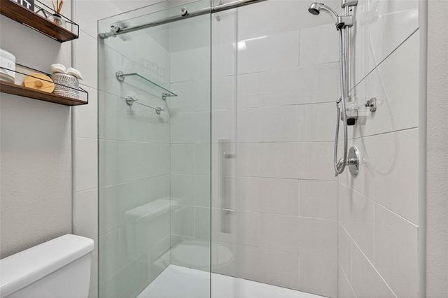 19204 STONE HEDGE DRIVE, Tampa, FL 33647