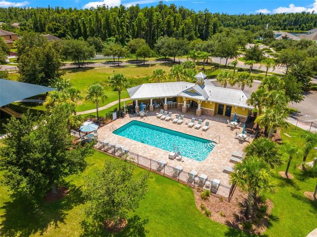 19204 STONE HEDGE DRIVE, Tampa, FL 33647