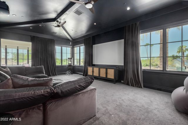 5843 E EXETER Boulevard, Phoenix, AZ 85018