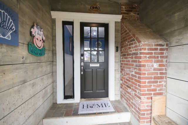 66 Arrowhead Drive, Hyannis, MA 02601