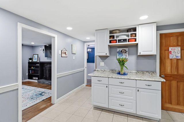 66 Arrowhead Drive, Hyannis, MA 02601