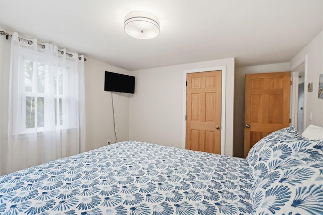 66 Arrowhead Drive, Hyannis, MA 02601