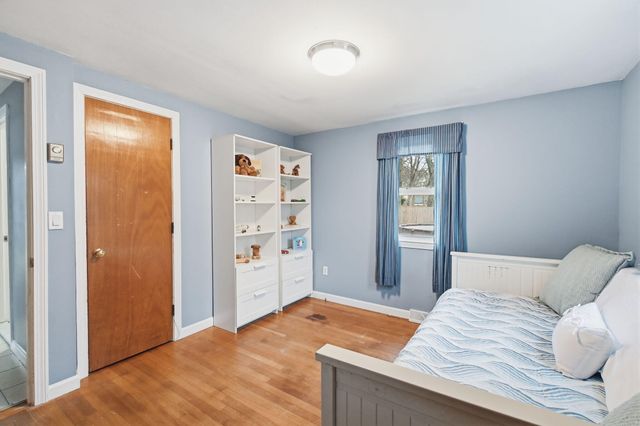 66 Arrowhead Drive, Hyannis, MA 02601