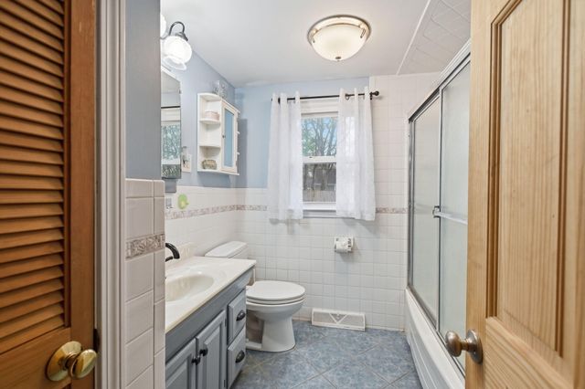 66 Arrowhead Drive, Hyannis, MA 02601