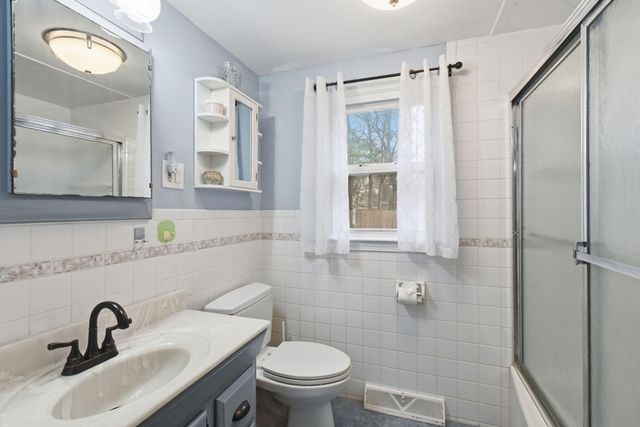 66 Arrowhead Drive, Hyannis, MA 02601