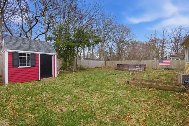 66 Arrowhead Drive, Hyannis, MA 02601