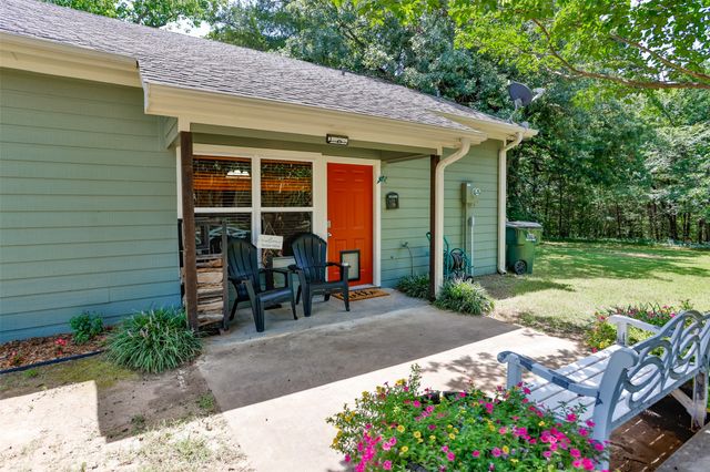 16 Park Tree Lane, Gordonville, TX 76245