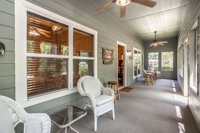 16 Park Tree Lane, Gordonville, TX 76245