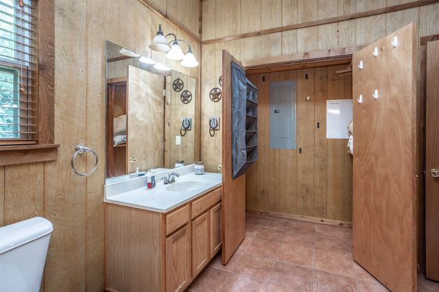 16 Park Tree Lane, Gordonville, TX 76245