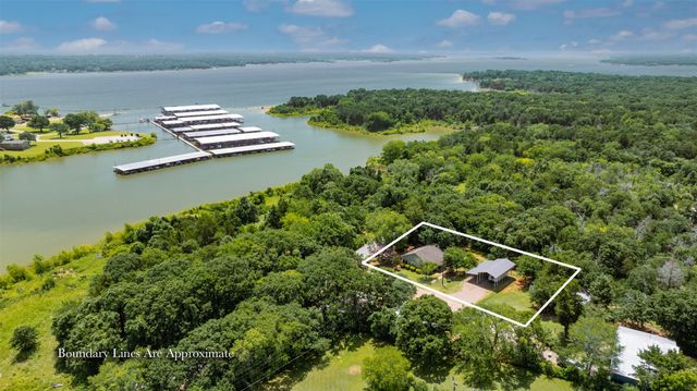 16 Park Tree Lane, Gordonville, TX 76245