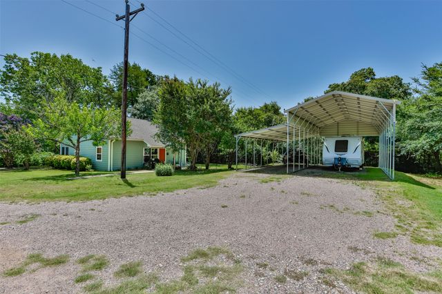 16 Park Tree Lane, Gordonville, TX 76245