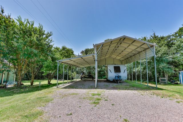 16 Park Tree Lane, Gordonville, TX 76245