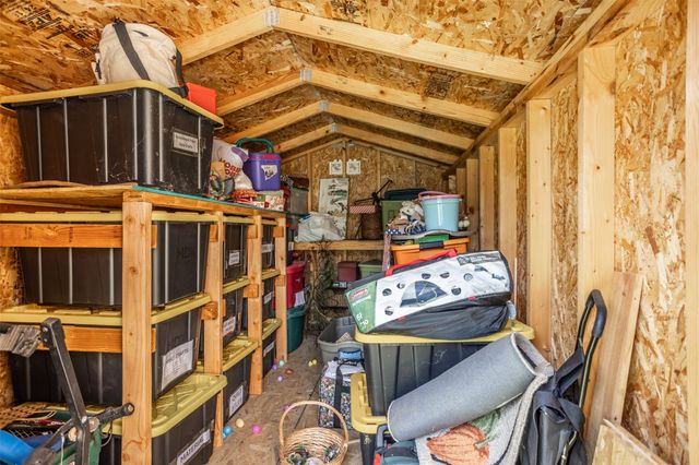 16 Park Tree Lane, Gordonville, TX 76245