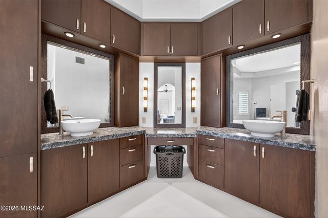 11486 N Civano Place, Tucson, AZ 85737