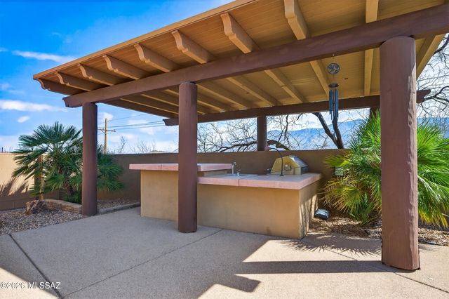11486 N Civano Place, Tucson, AZ 85737