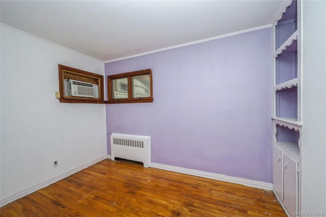 54 31st Street, Copiague, NY 11726