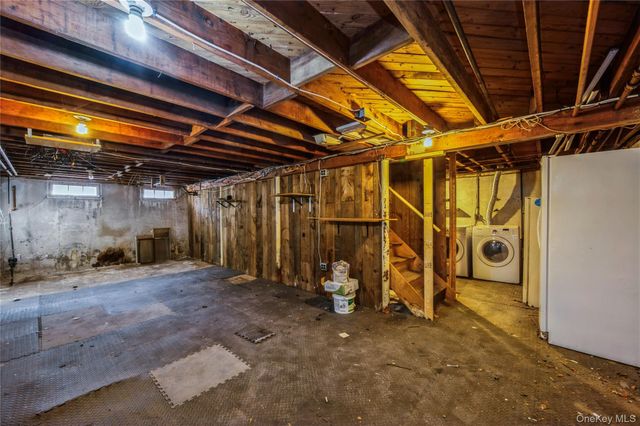 54 31st Street, Copiague, NY 11726