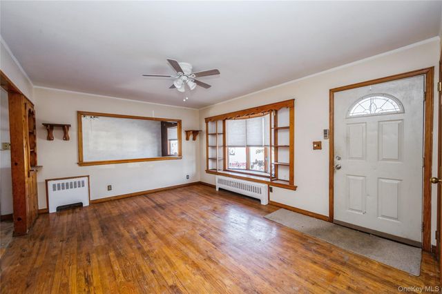 54 31st Street, Copiague, NY 11726