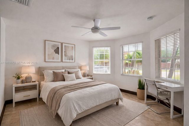 7943 NW 111th Ct, Doral, FL 33178