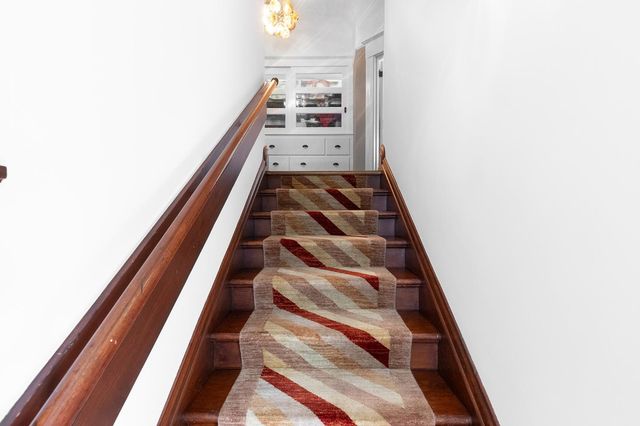 2220 Capitol Ave, Sacramento, CA 95816