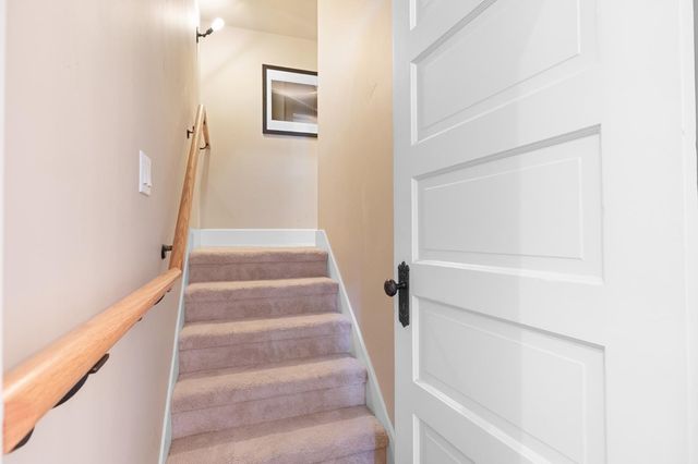 2220 Capitol Ave, Sacramento, CA 95816