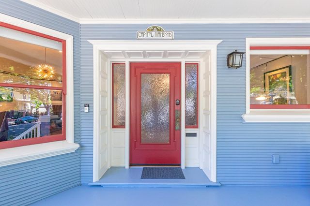 2220 Capitol Ave, Sacramento, CA 95816