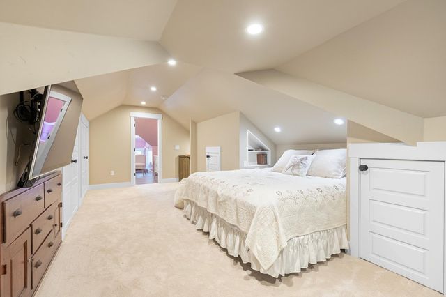 2220 Capitol Ave, Sacramento, CA 95816