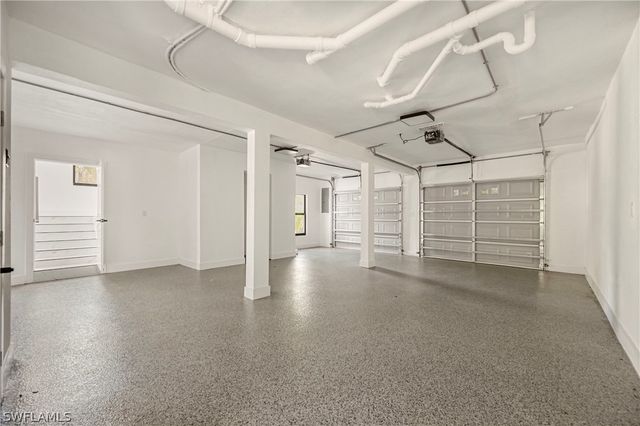 240 33rd AVE NE, Naples, FL 34120