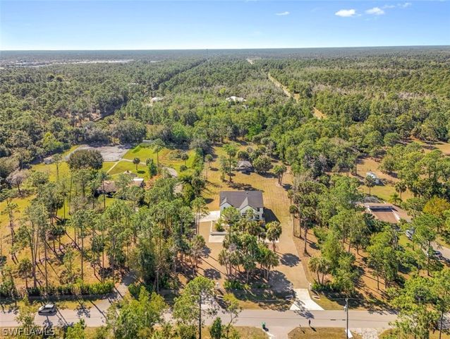 240 33rd AVE NE, Naples, FL 34120