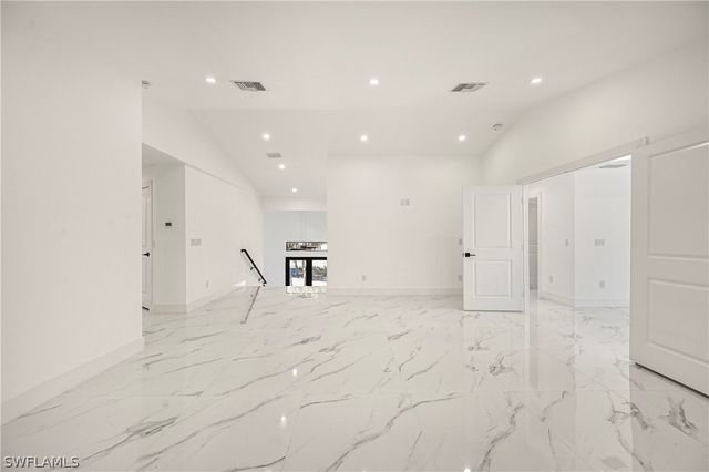 240 33rd AVE NE, Naples, FL 34120