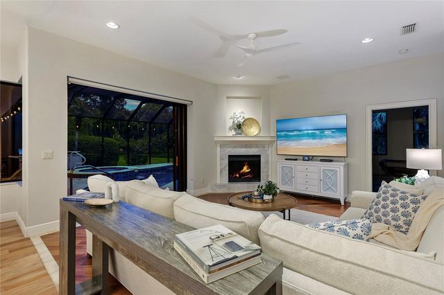 6410 BUTLERS CREST DRIVE, Bradenton, FL 34203