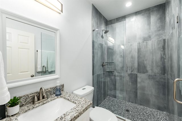 294 Debbie Lane, Dickinson, TX 77539