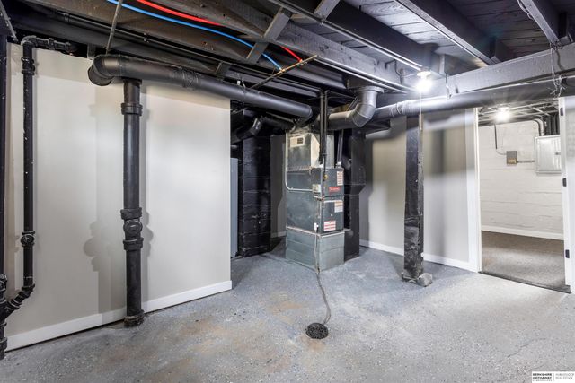 3316 N 55th Street, Omaha, NE 68104