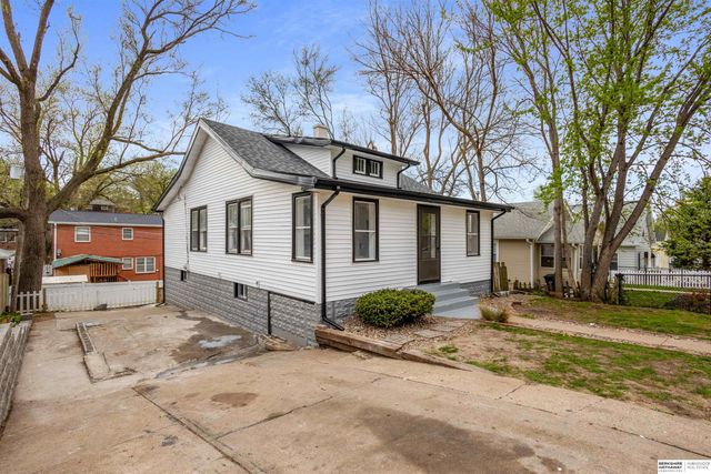 3316 N 55th Street, Omaha, NE 68104