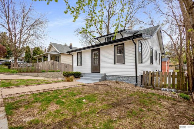 3316 N 55th Street, Omaha, NE 68104